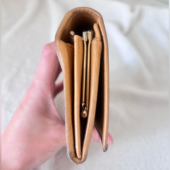 Vintage Celine Triomphe leather wallet w/ Kiss Lock - Picture 10 of 12